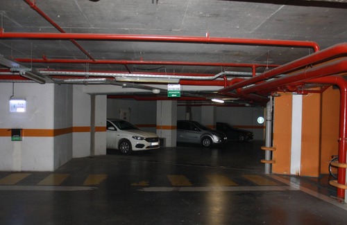 Esenyurt Casa | En Bahçeşehir, cerca del centro comercial Akbatı. 35 minutos al nuevo aeropuerto.