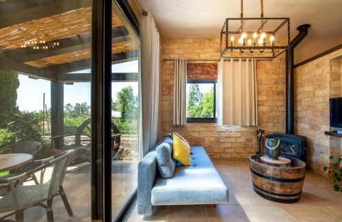 Kela Alon Cabina | At Gil's and Galit's Place- Hospitality, Health and Spa