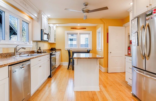 Penn Yan Cabaña | At The Lake - 4 habitaciones, 3. 5 baños, contemporáneo