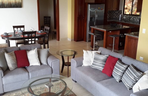 Escobal Casa | El paraíso de los amantes de las aves de Atenas - Vistas increíbles al valle de las montañas - Habitaciones con aire acondicionado