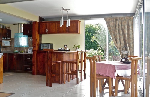 Atenas Casa | Atenas: aislada, segura, hermosa vista a la montaña, piscina!