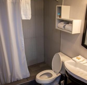 Indialantic Hotel | Atlantic Inn