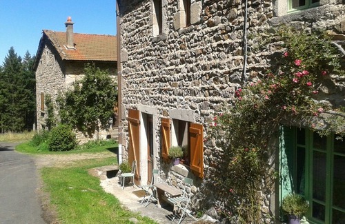 Malvieres Casa | Casa rural atmosférica para 6 personas con estufa de leña