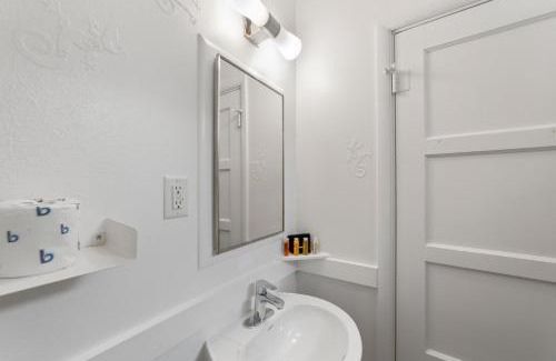 Moab Hotel | Atomic Short-Term Rentals