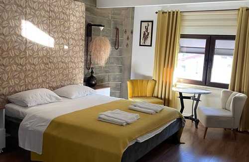 Orhangazi Cama Y Desayuno | Atroa Otel