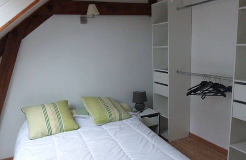 Bozouls Apartamento | Apartamento ático en el 1er piso en el centro de Bozouls GITE DU CEDRE