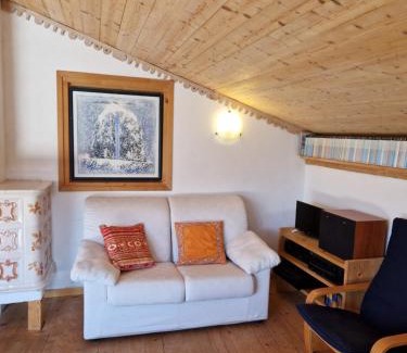 Baselga di Pine Apartamento | Attico in Centro: Relax&Comfort
