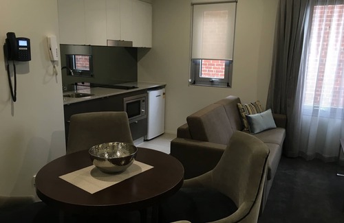 Northbridge Apartamento | Attika Hotel