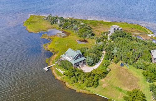 Brigands' Bay Casa | Attractive sound-front house w/private washer/dryer, WiFi, central AC, balcony