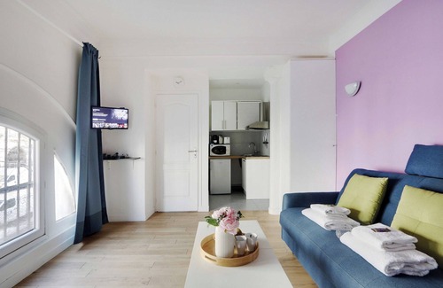 Quartier de la Porte-Saint-Denis Apartamento | Atypical Bright Studio - 2P - Gare du Nord
