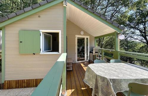 Lissac-sur-Couze Chalet De Esquí | Au chalet 29