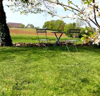 Bazolles Casa | Au pied de l étang et du canal du Nivernais bazolles