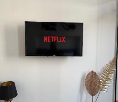 Hotel-de-Ville Apartamento | Au Pied du Vieux-Port Wifi Netflix