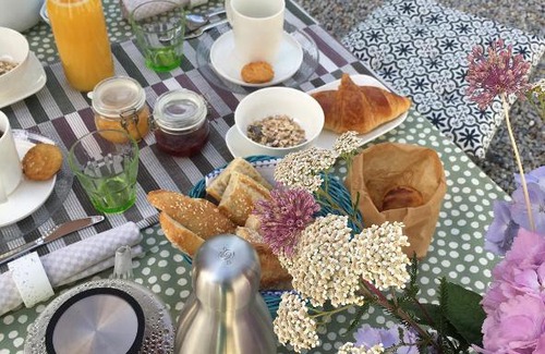 Lisle-sur-Tarn Cama Y Desayuno | Au Sigala