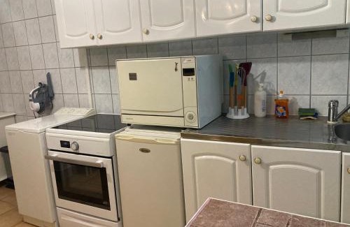Frouard Apartamento | Au studio de kris