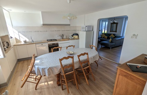 Saint-Pantaleon-de-Larche Casa | Au Sud-ouest de Brive Joli Gîte 8 Personnes à Deux pas de la Dordogne et du Lot