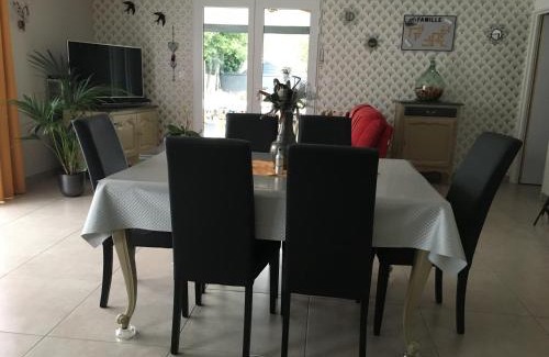 Guecelard Casa | Au Vieux Bourg