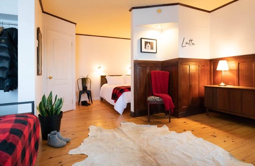 Saint Ferreol les Neiges Cama Y Desayuno | Auberge et Campagne