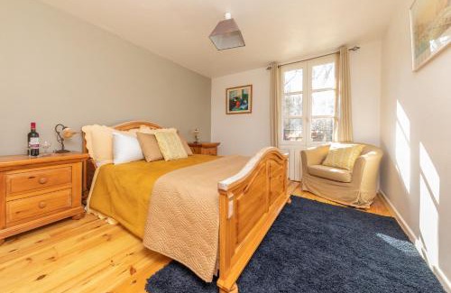 Segur-le-Chateau Cama Y Desayuno | Auberge Henri IV