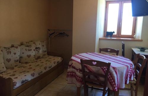 Pringy Casa | Auberge La Ferme De Ferrières
