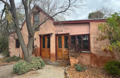 Upper Wakefield Hotel | Auburn Garden Suites