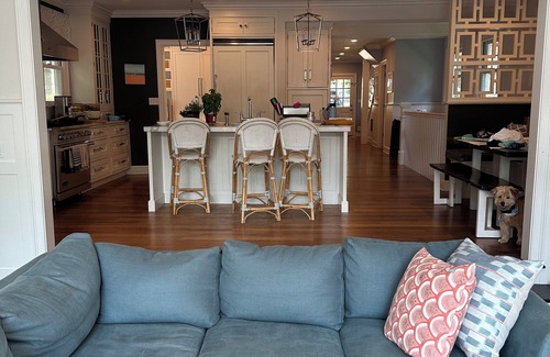 Old Greenwich Casa | August in Old Greenwich - walk to town bike to beach!