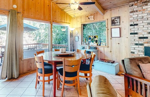 Northwood Casa | Aunt Ginny's River View