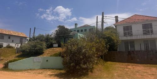 La Barra Hotel | Aura Montoya