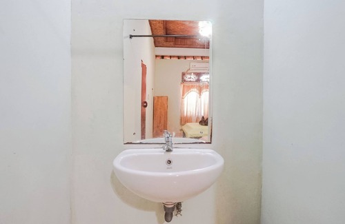 Ubud City-Centre Hotel | Aurora House Ubud