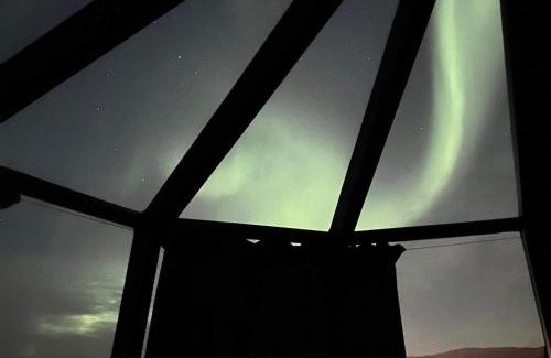 Nuussuaq Otro | Aurora Hut by InukTravel