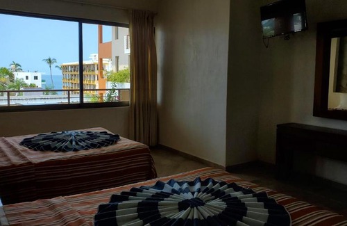 Rincón de Guayabitos Hotel | Auroza Resort