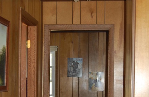 Grayling Cabaña | ¡Nuevo alquiler de vacaciones! The Bear Den - Gran escapada Ausable!