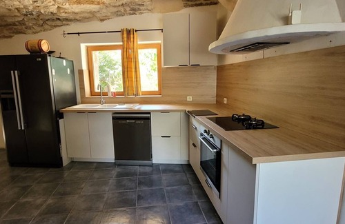 Causse-de-la-Selle Casa | Authentic house in the heart of a quiet village
