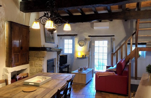 Rousset-les-Vignes Casa | Authentique Maison de Village en Drôme Provençale