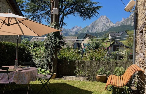 Lescun Casa | Authentique Maison de Village Dans un Cirque de Montagne Avec Jardin Exposé sud