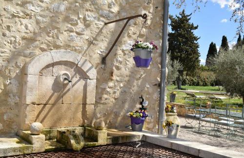 Eygalieres Casa | Authentique mas avec vue et piscine Eygalieres LS1-447