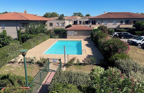 Poussan Apartamento | Aux Cyprès du Littoral for 4 people 3-star rating