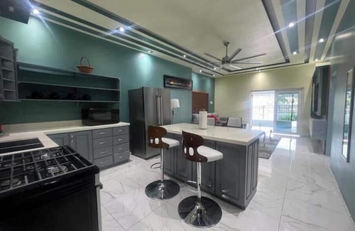 Saint Andrew Casa | Ava’s Luxury Suite 2BR 1BA