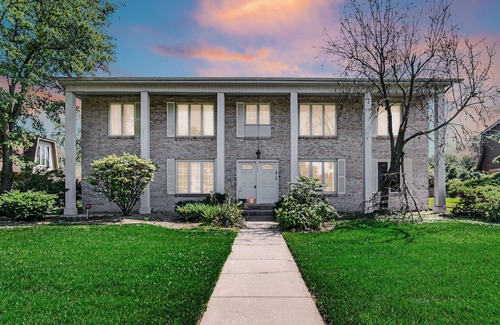 Munster Apartamento | AVAIL 11/17- NEW 2BED CONDO by Hospital & Chicago