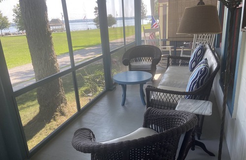 Thousand Island Park Cabaña | 4 BR Cottage con Gran Río Vista!