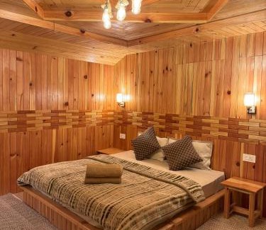 Ghiyagi Casa | Avasaa Café and Stay