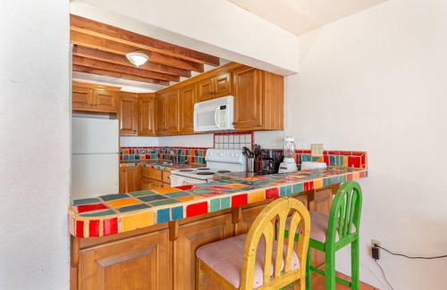 Santa Ana Casa | Aventura - condominio frente a la playa recientemente remodelado de 3 dormitorios