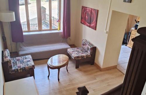 La Chabanne Casa | Aventure en plein air: gîte familial avec activités, proche La Loge des gardes et Paléopolis - FR-1-489-454