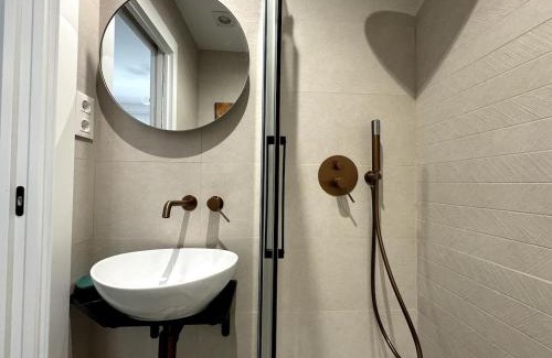 Doctor Barraquer-Grupo Renfe-Policlinico Apartamento | Avenzoar Apartments by Kasapartments