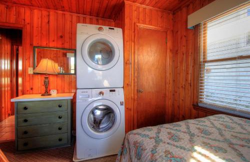 Carolina Beach Casa | Averette Cottage by Carolina Beach Realty