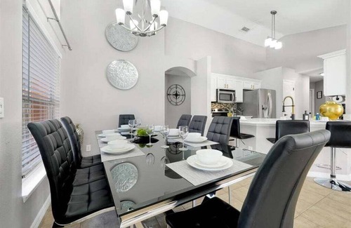 Loughman Casa | Aviana Resort: 5star Home w/pool. Family & Pet Friendly