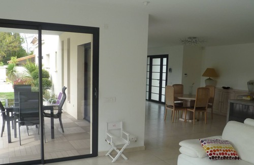 Montfavet Casa | Aviñón Nueva casa con piscina a 7 minutos de las murallas