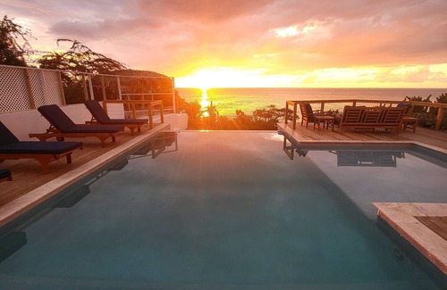 Treasure Beach Casa | Avita Villa - Pristine newly renovated villa with breathtaking views.