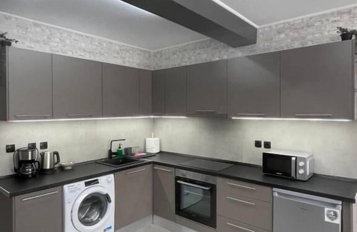 Markopoulon Apartamento | AVR DELUXE SUITES 6 AIRPORT FREE SHUTTLE