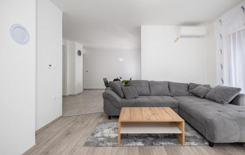 Opatija Apartamento | Awesome Apartment In Kolavici